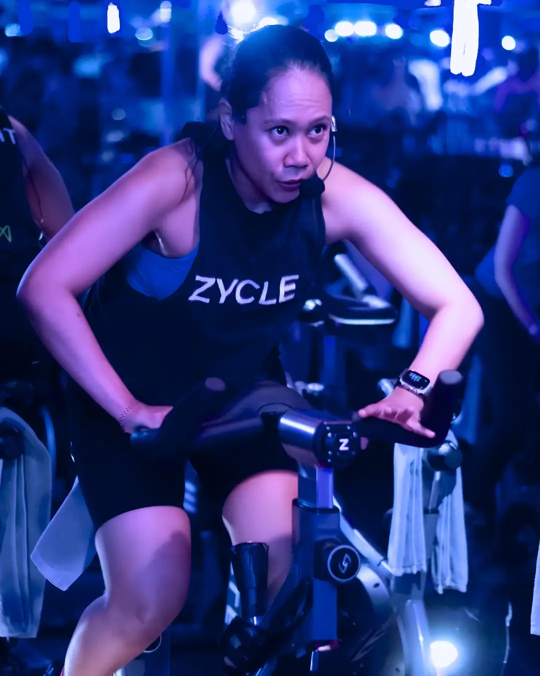 INDOOR CYLING CLASS ZYCLE + Pilates Indoor Cycling & Reformer